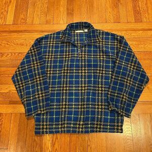 Vintage Aztec all over‎ print fleece